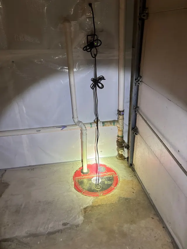 Water Pooling on the Floor on an Alabama home, photographed on an APS job site