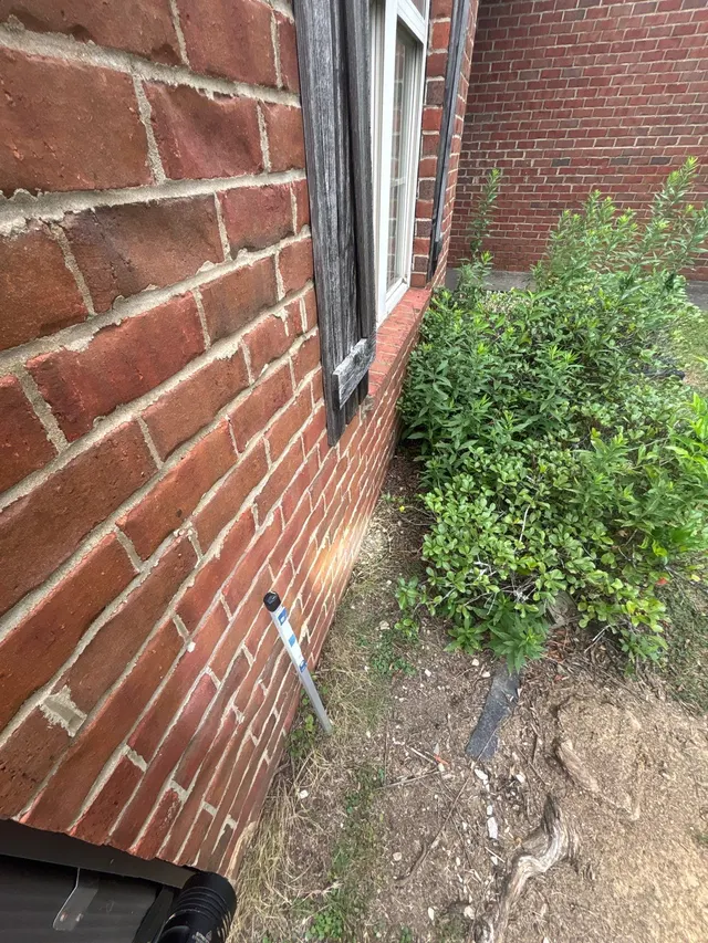 Bowing or Leaning Walls on an Alabama home, photographed on an APS Foundation job site